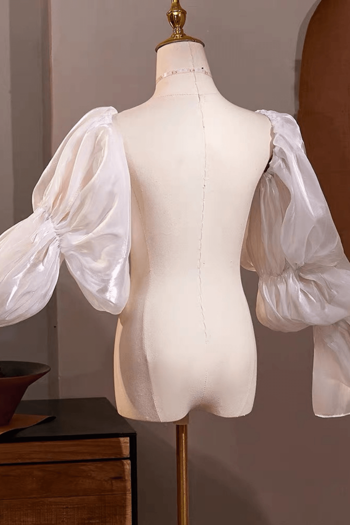 White Shiny Organza Detachable Puff Sleeves Avalabel
