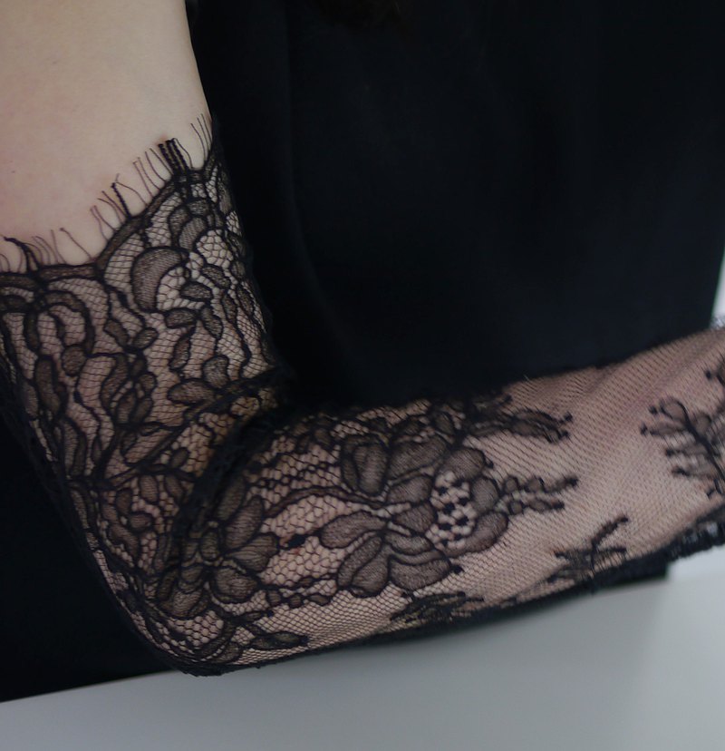 Pom LACE HANDMADE LONG GLOVES Avalabel