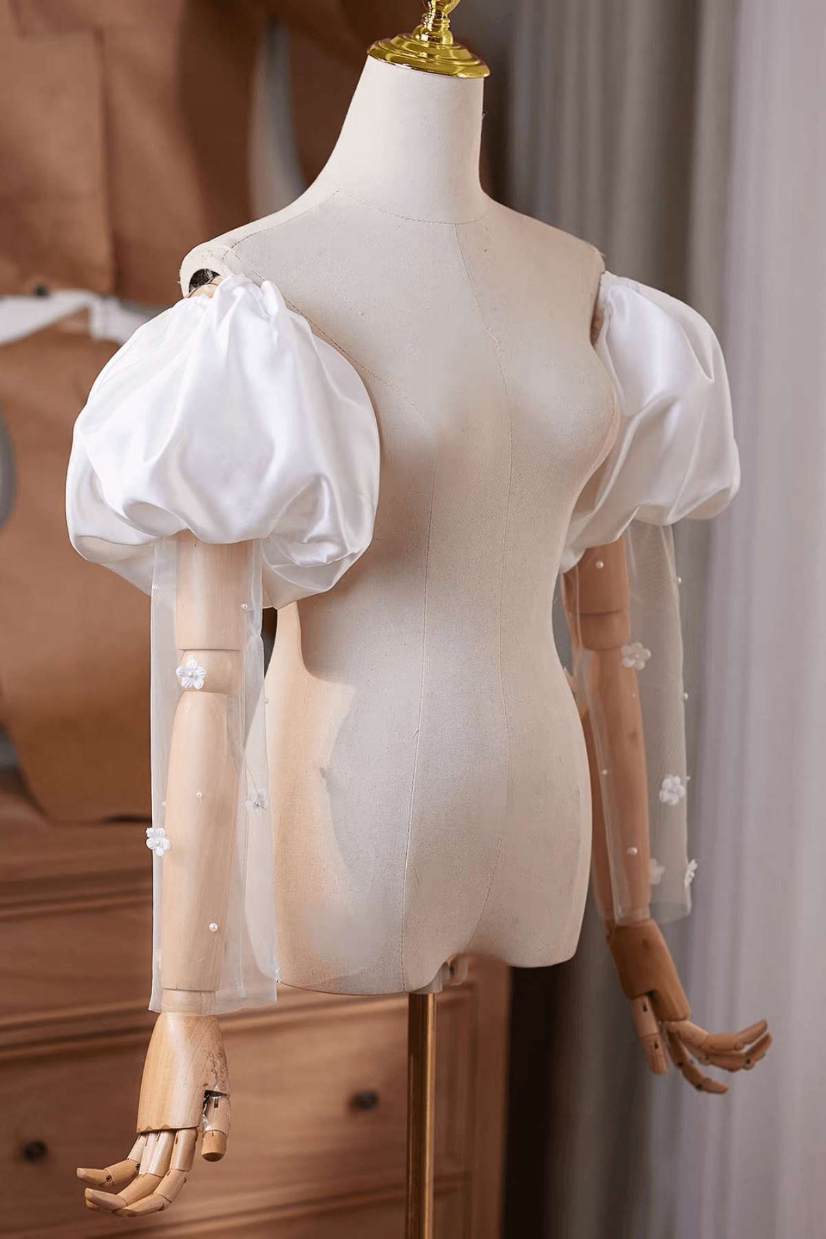 White Satin Puff Tulle Pearl Detachable Sleeves Avalabel