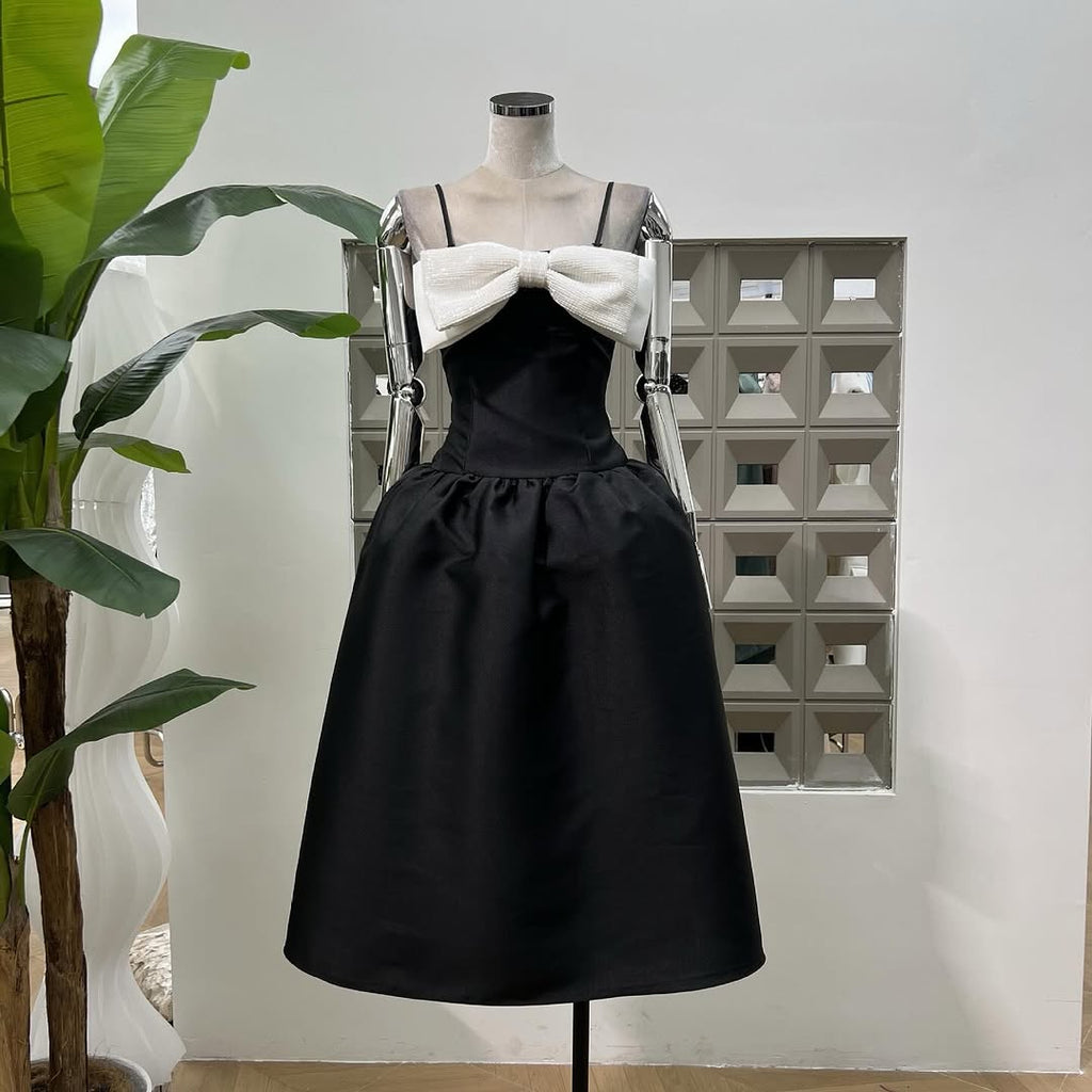 Bow-Detail Taffeta Midi Dress in Black Avalabel