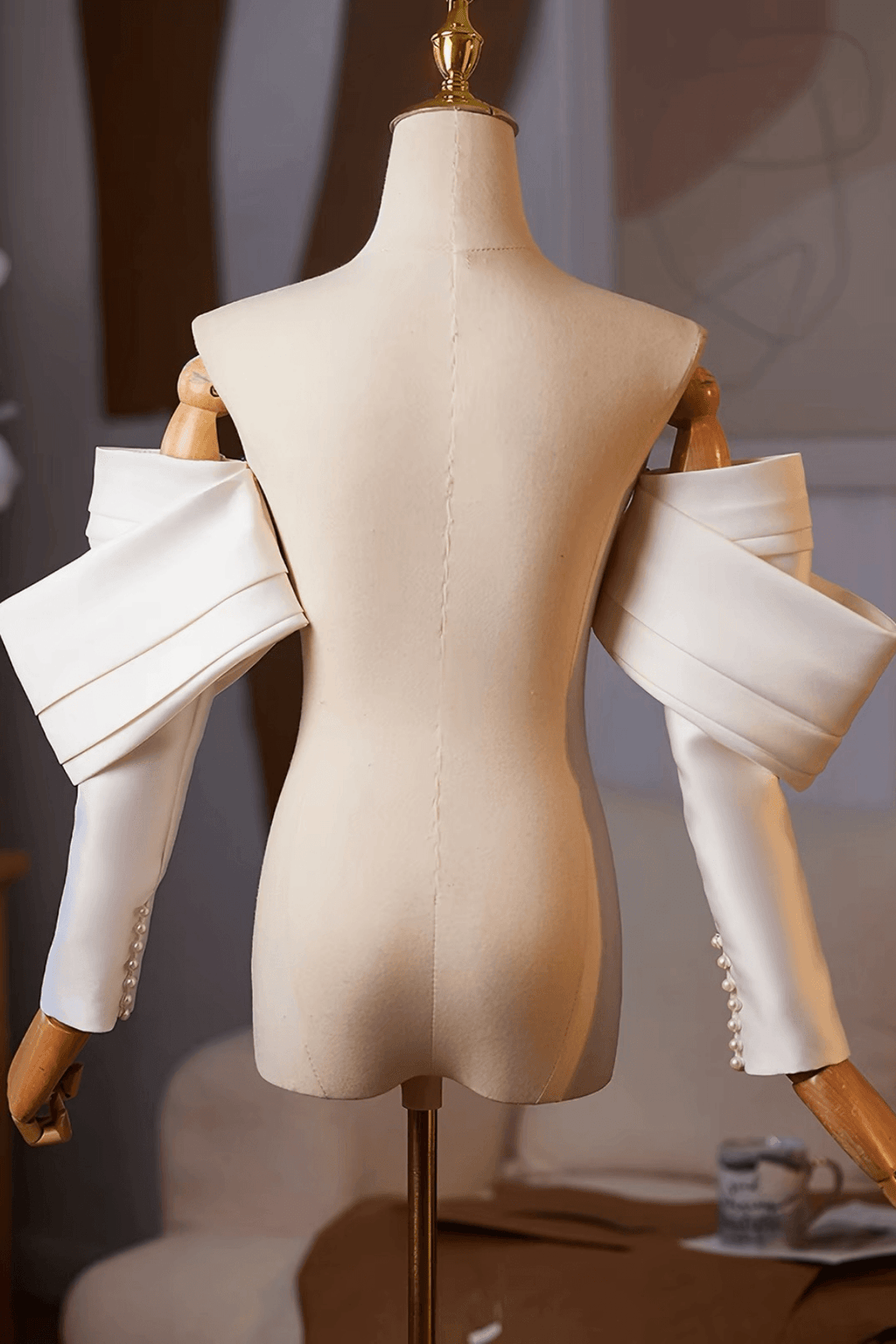 Off‑Shoulder Satin Detachable Long Gloves Avalabel