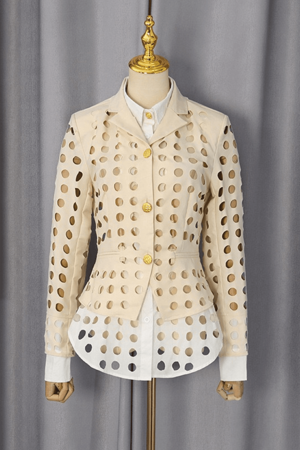 Elsa Circular Hollow Out Fake Blazer Avalabel