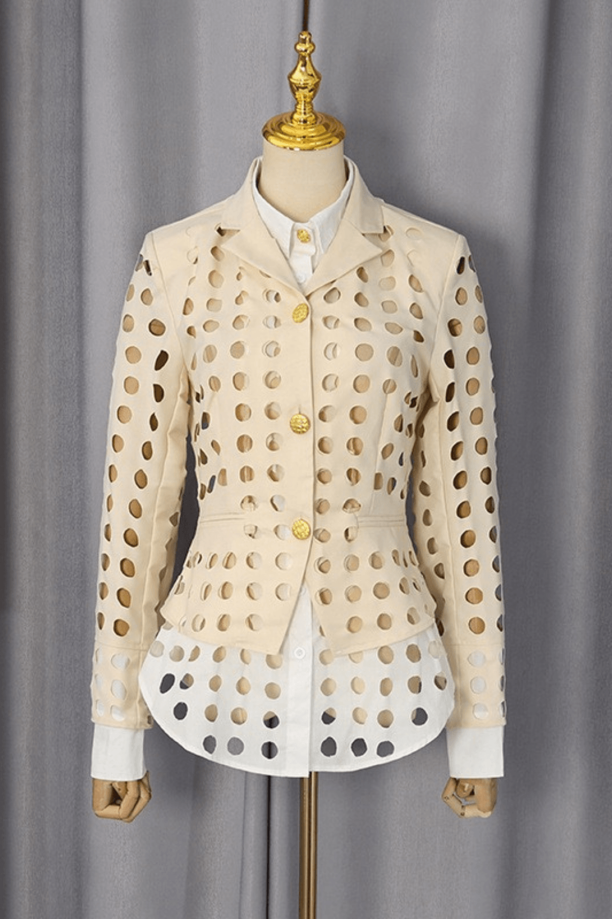 Elsa Circular Hollow Out Fake Blazer Avalabel