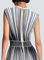 Two-Tone V-Neck Sleeveless Flared Knit Mini Dress Avalabel