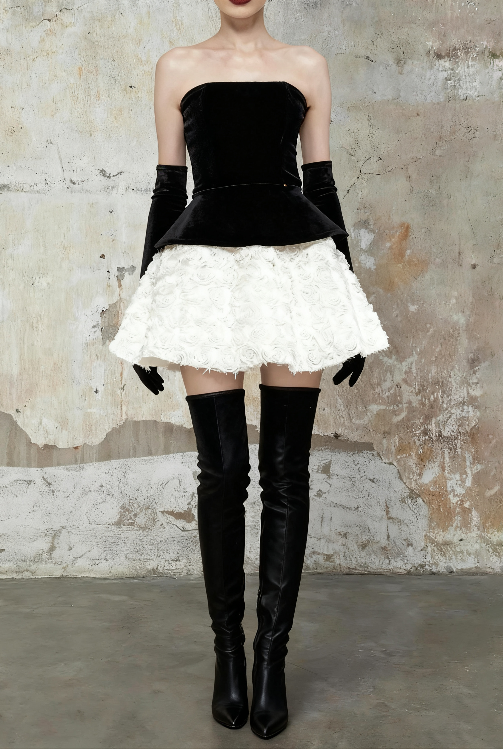 Petal-Layered Velvet Top Mini Skirt Suit Without Glove - Black/White Avalabel
