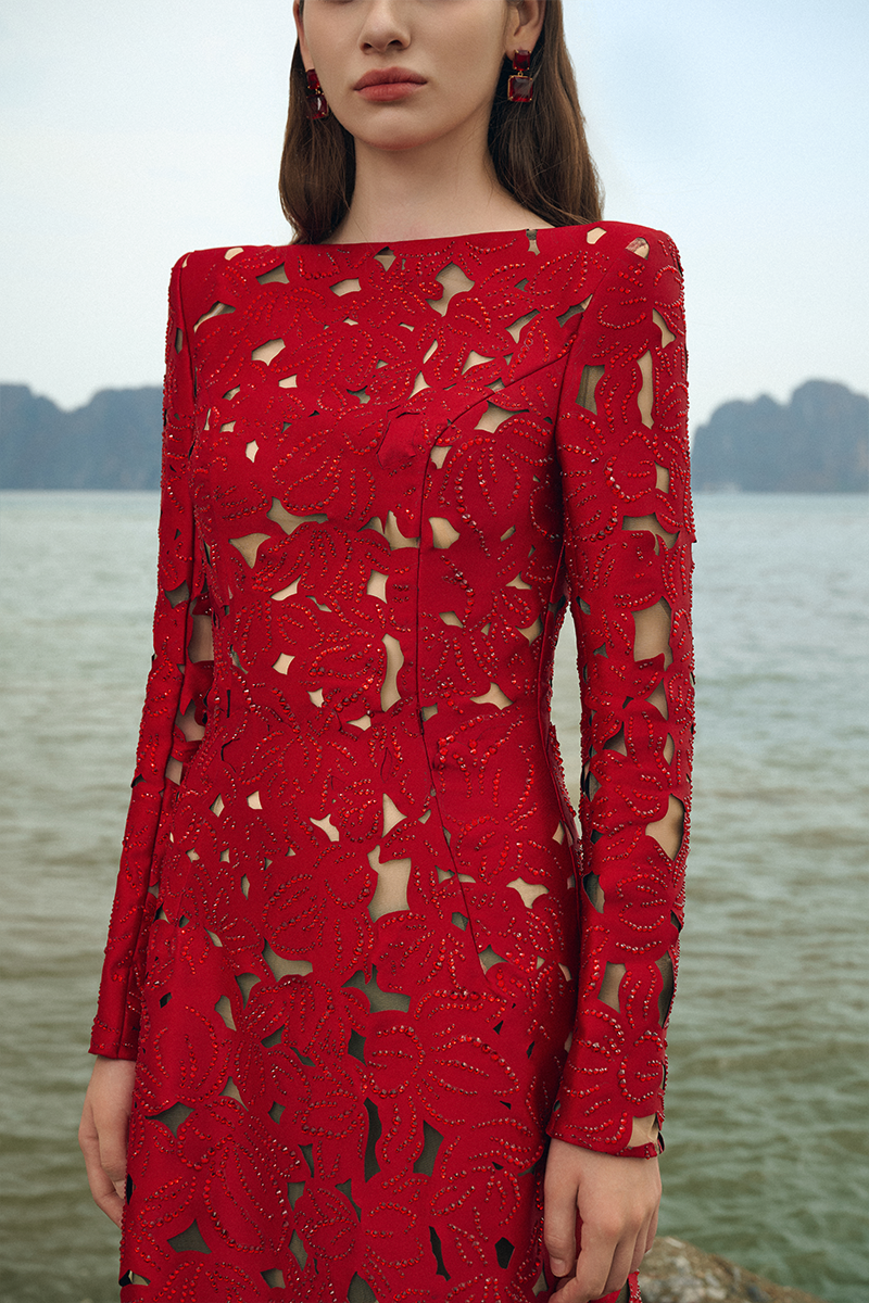 Rhinestone Boat Neck Floral Hollow Lasercut Maxi Dress - Red Avalabel