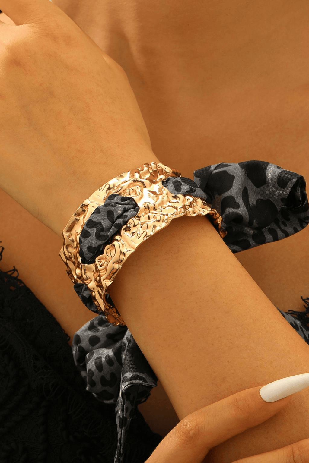 Leopard Silk Bow Textured Gold Bracelet Avalabel