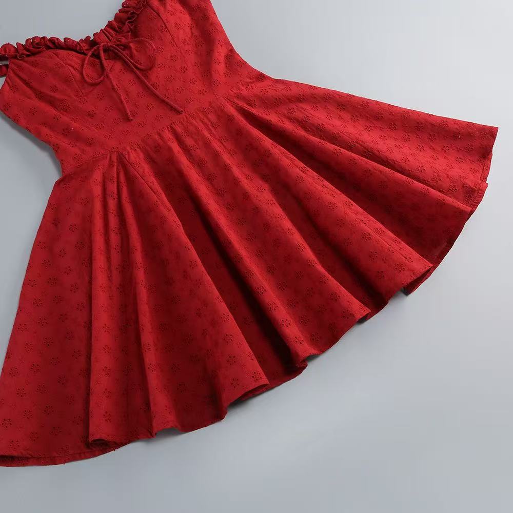 Elva Playsuit - Red Avalabel