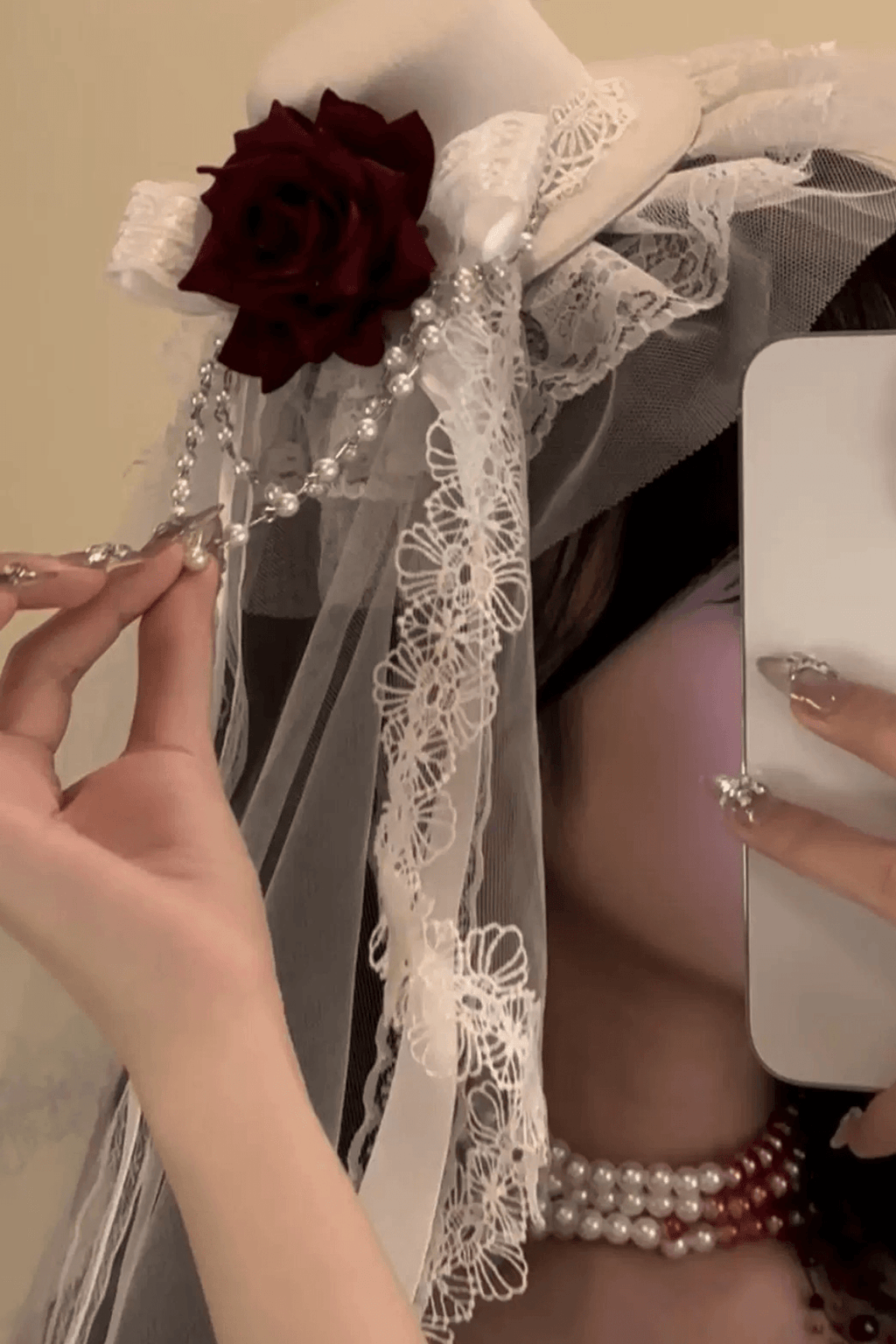Gothic Top Hat with Lace Veil Avalabel