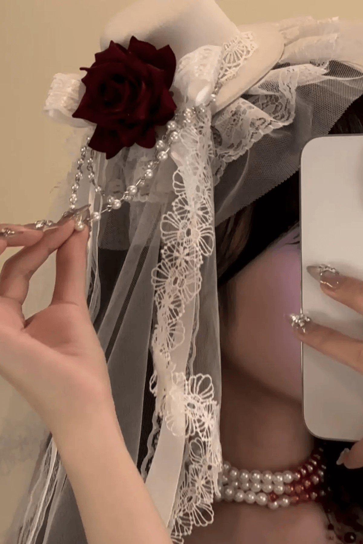 Gothic Top Hat with Lace Veil Avalabel