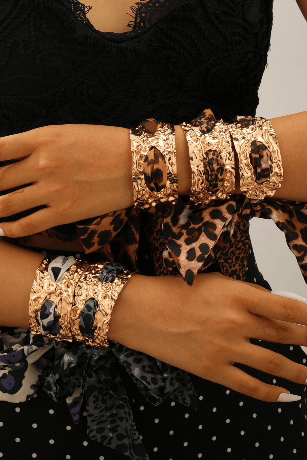 Leopard Silk Bow Textured Gold Bracelet Avalabel