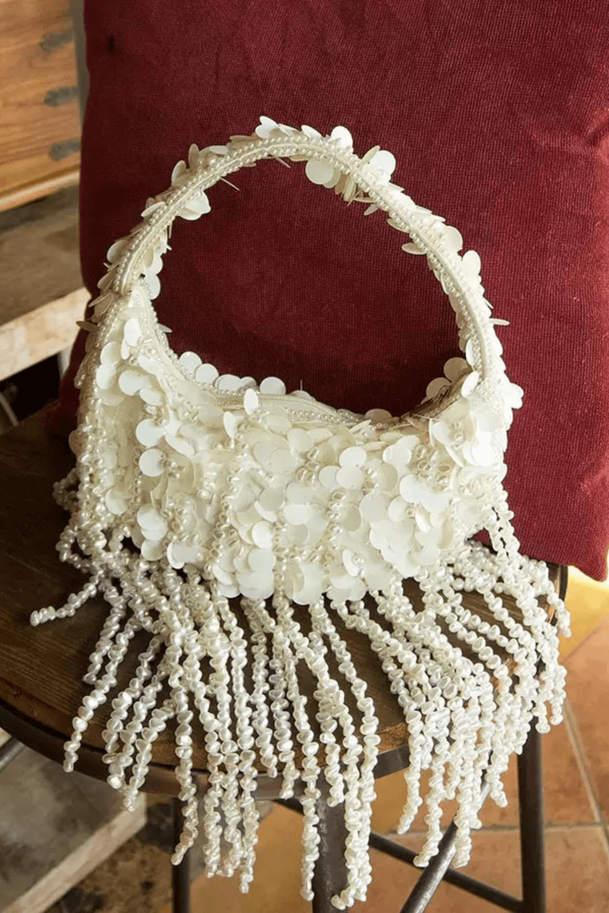 White Sequin Pearl Tassel Clutch Avalabel