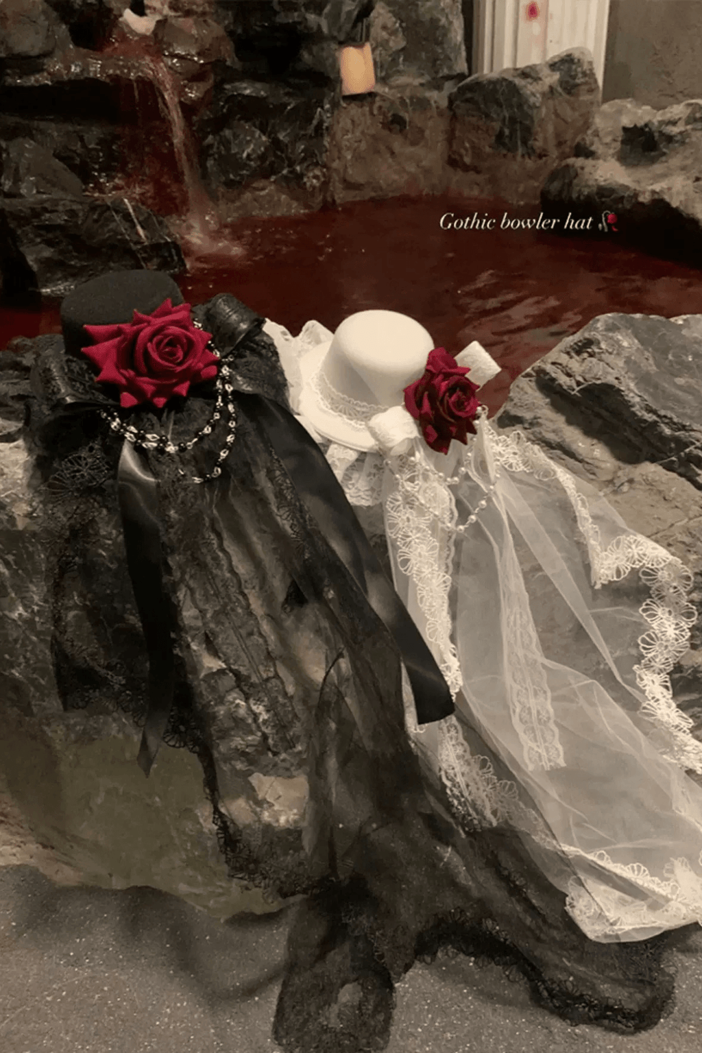 Gothic Top Hat with Lace Veil Avalabel