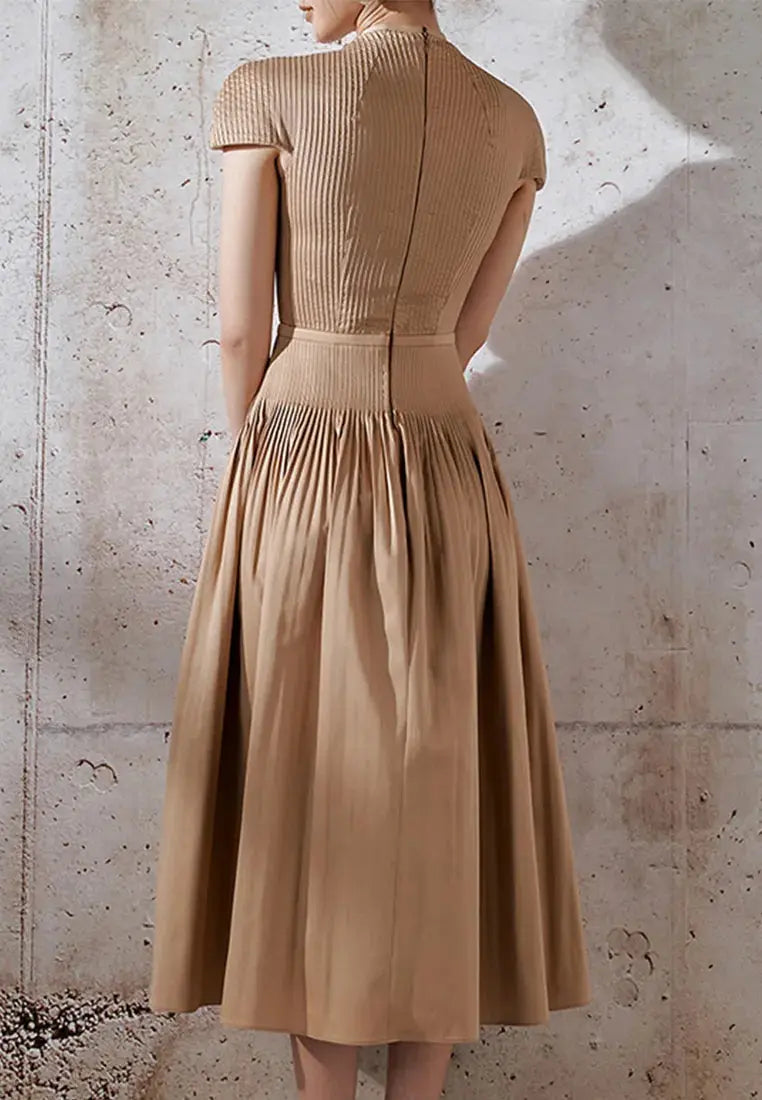 emily v-neck Pleated midi dress in khaki Avalabel