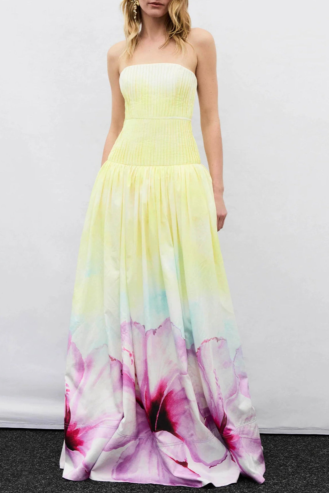 Laurel Printed Tube Top Maxi Dress in Gradient Yellow Avalabel