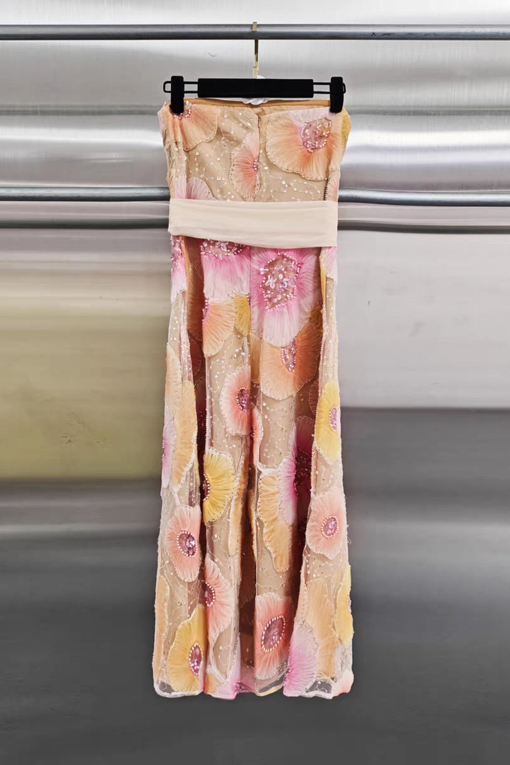 Strapless Flower Sequin Embellished Midi Dress Avalabel