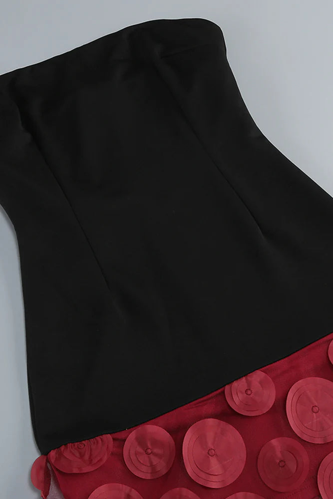 Nodin Strapless Dot Mesh Maxi Dress in Red Avalabel