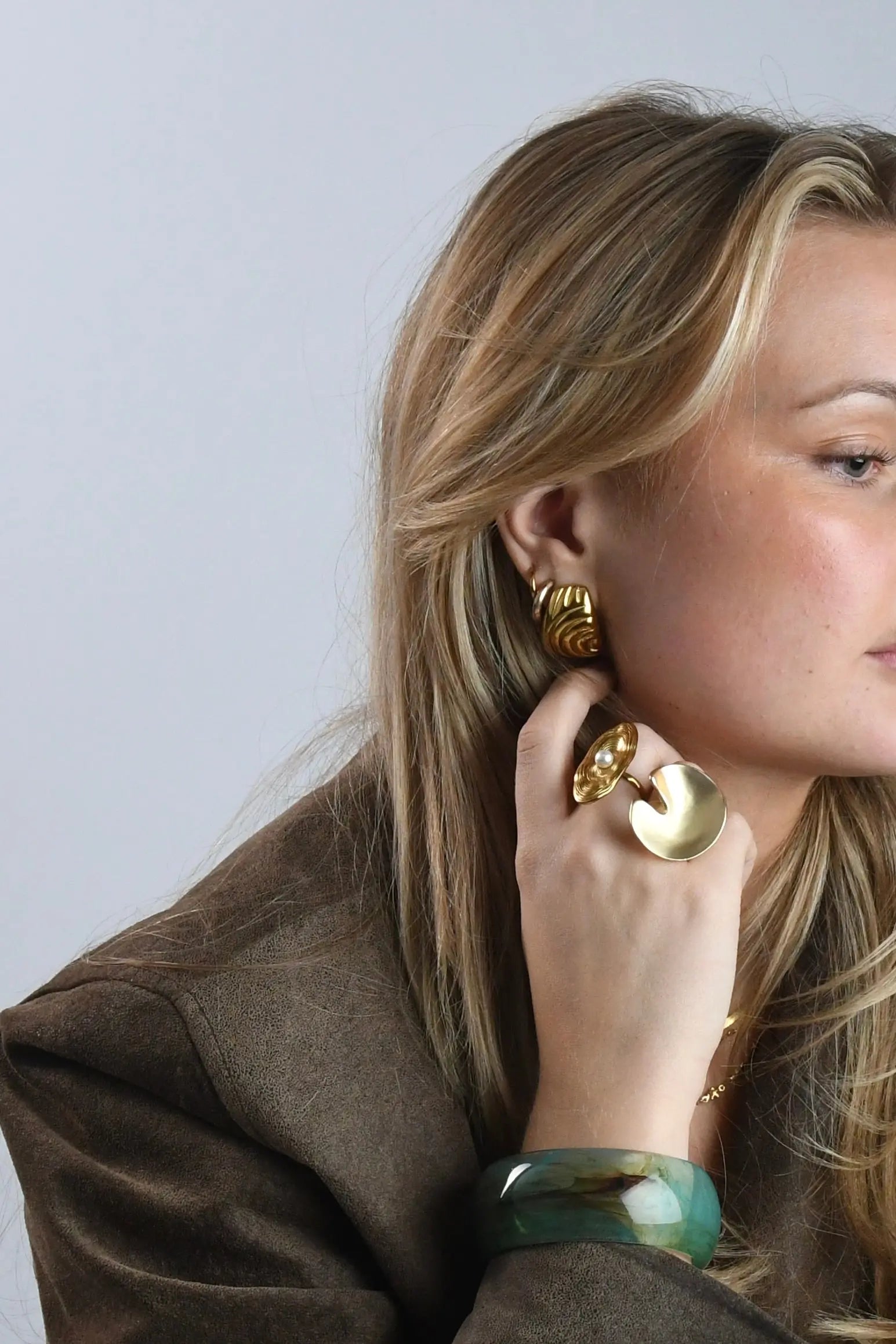 ANGELICA - GOLD EARRINGS 18K GOLD PLATING WATERPROOF Avalabel