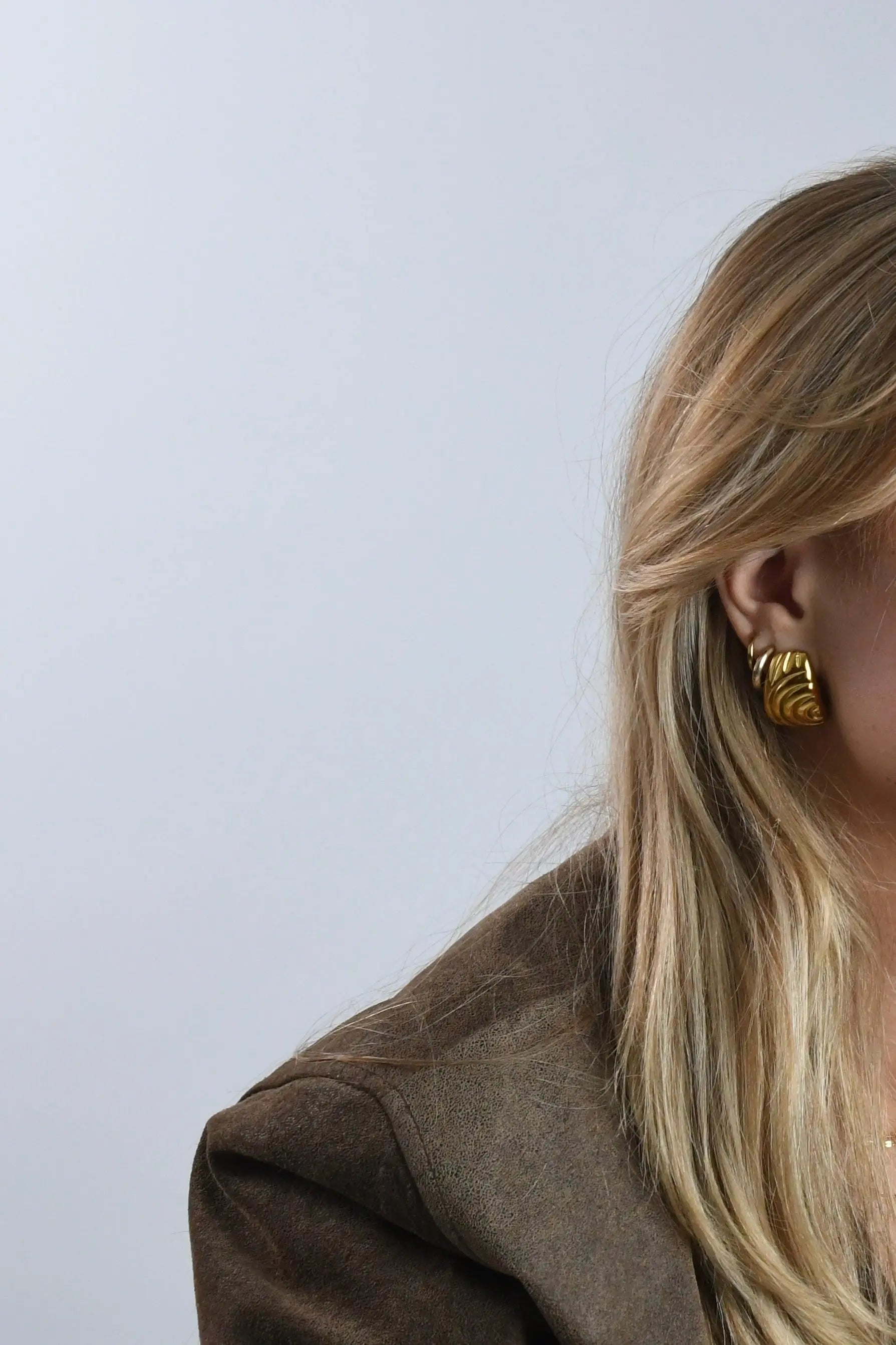ANGELICA - GOLD EARRINGS 18K GOLD PLATING WATERPROOF Avalabel