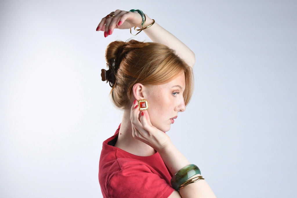AMARANTH - GOLD EARRINGS RED STONE PLATING WATERPROOF Avalabel