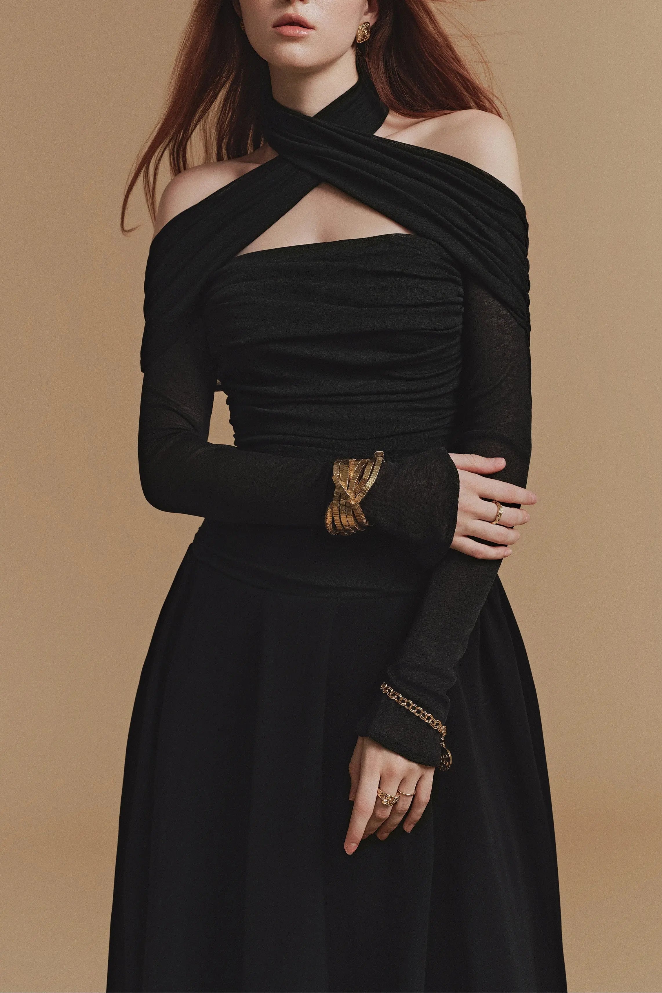 Silouh Long sleeve Midi Dress Avalabel