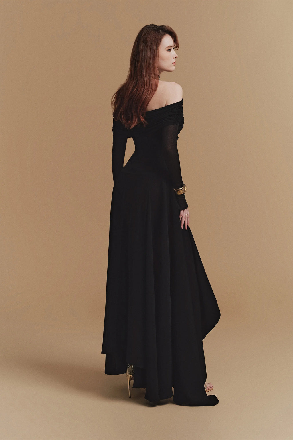 Silouh Long sleeve Midi Dress Avalabel