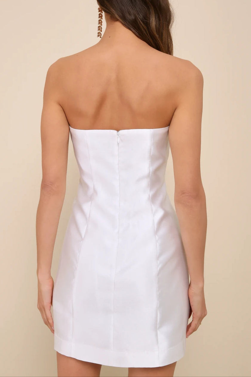 Charming Destiny White 3D Floral Applique Strapless Mini Dress Avalabel