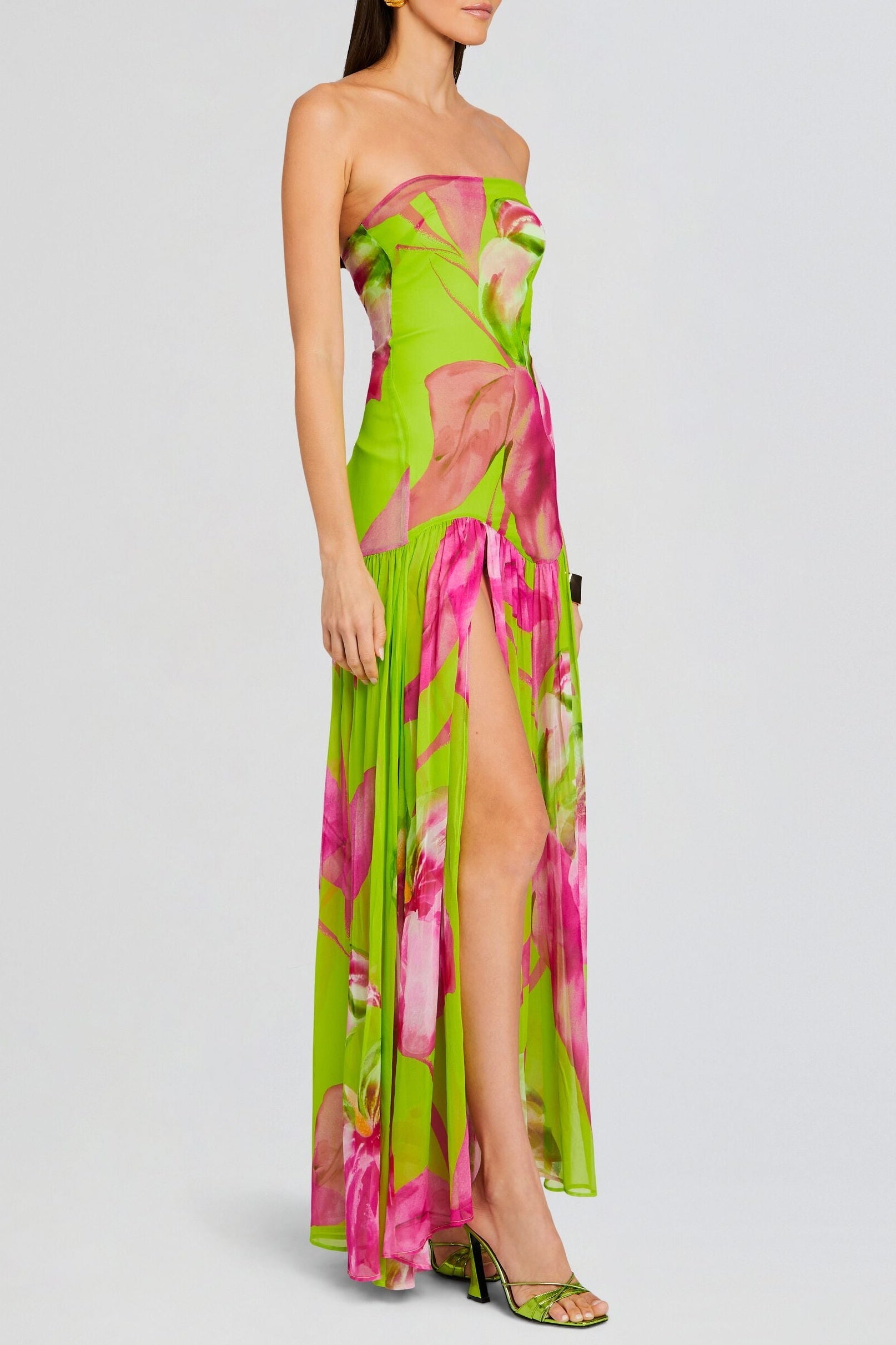 Shmaka Floral Print Strapless Slit Maxi Dress - Green Avalabel