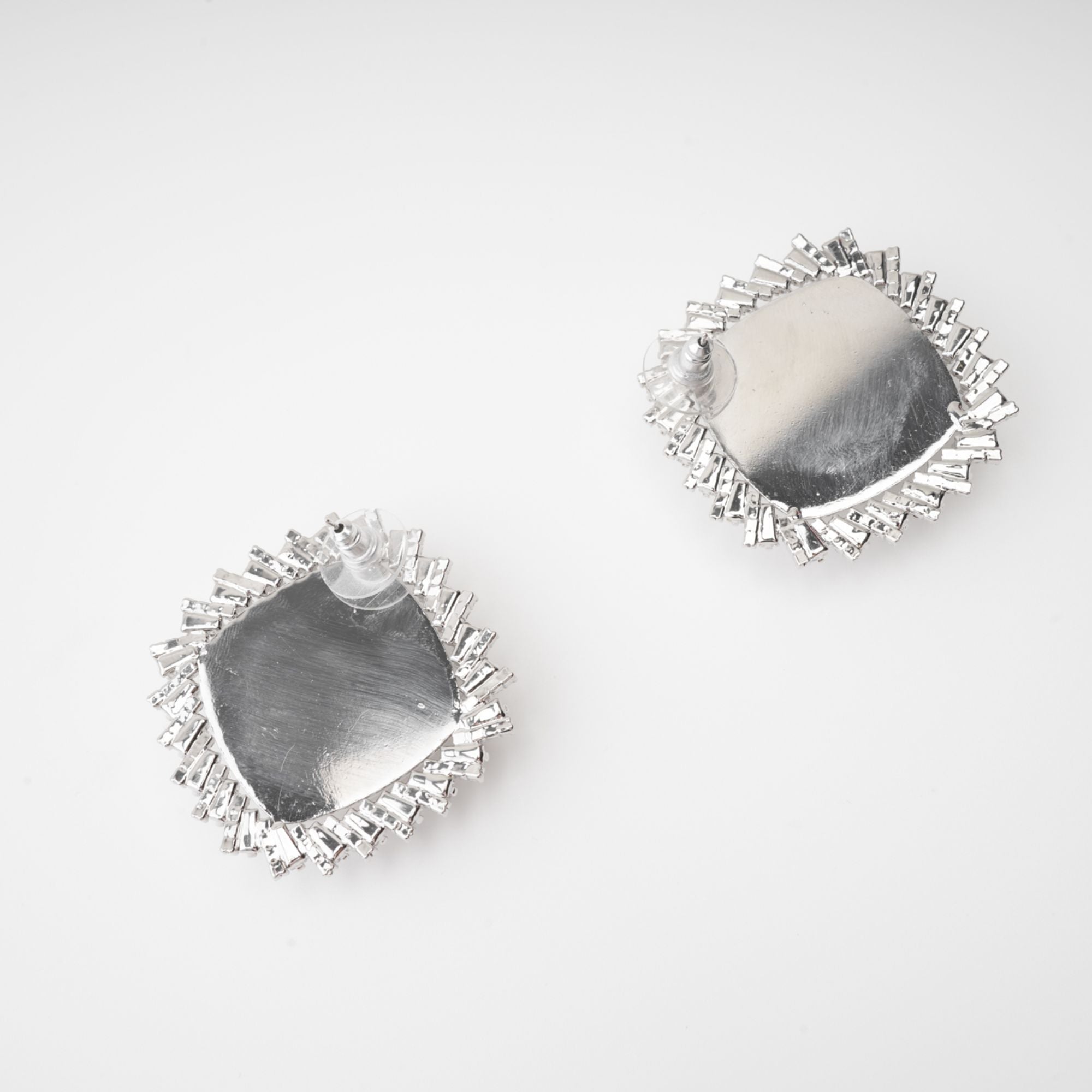 Marilyn Crystal-Embellished Stud Earring Avalabel