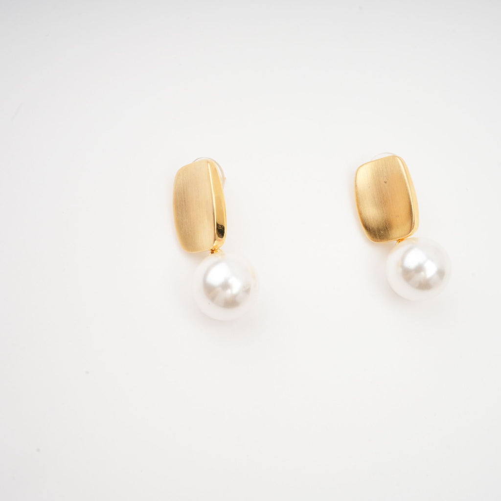 Pauline Faux-Pearl Earrings Avalabel