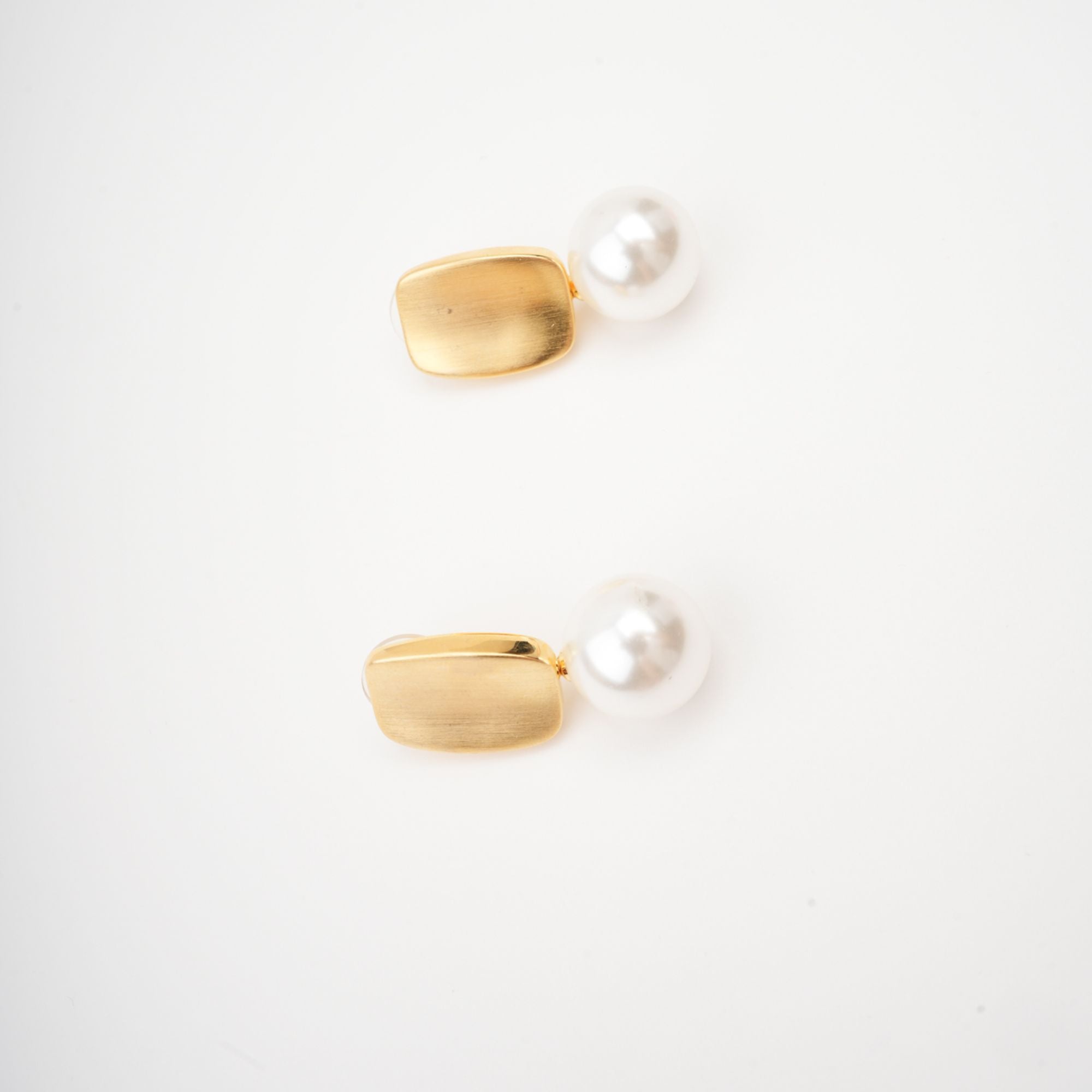 Pauline Faux-Pearl Earrings Avalabel