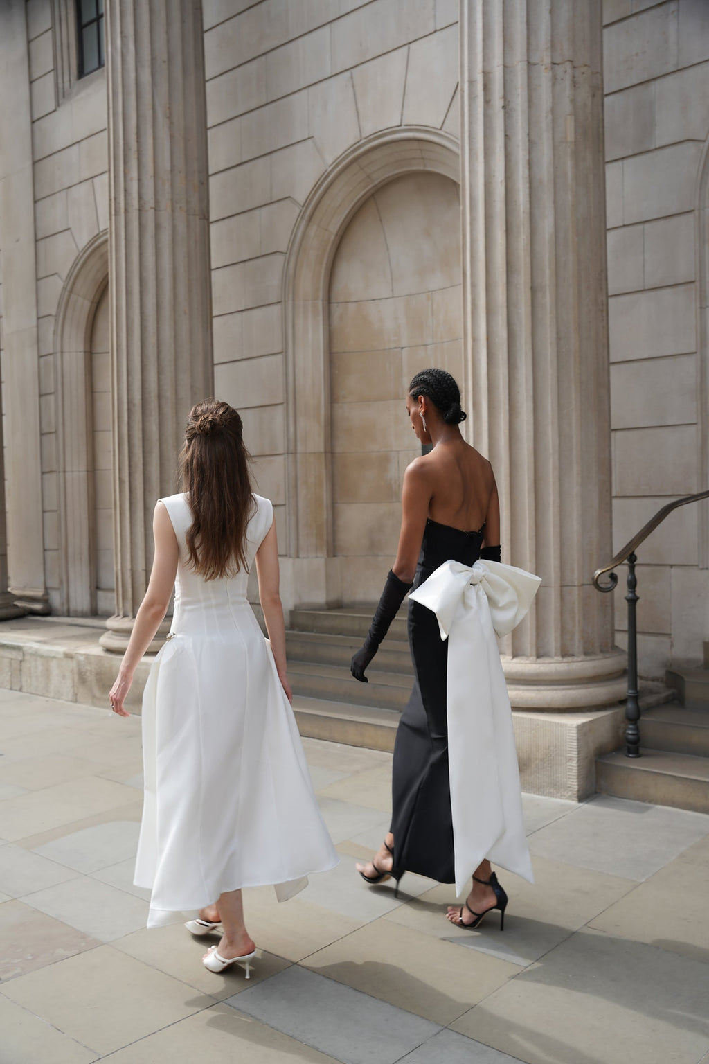 Paca Choker Sleeveless Maxi Dress Avalabel