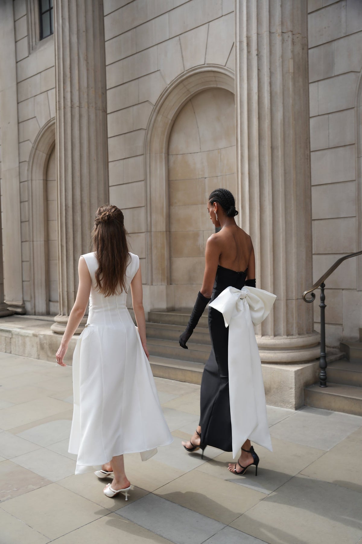 Paca Choker Sleeveless Maxi Dress Avalabel