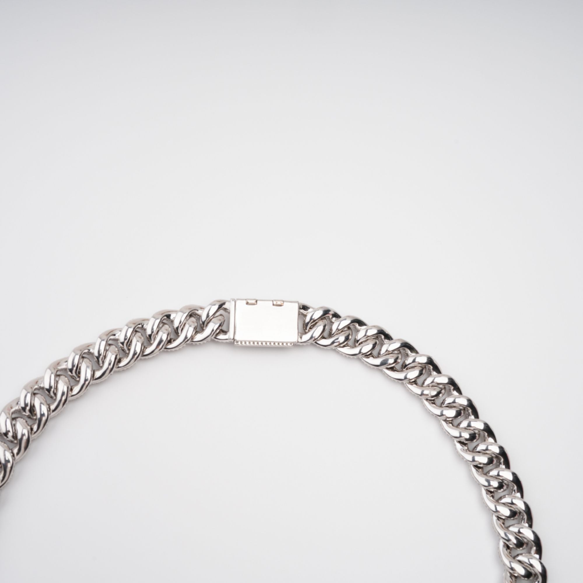 Frida Silver Tone Cuban Link Crystal Embellished Necklace Avalabel