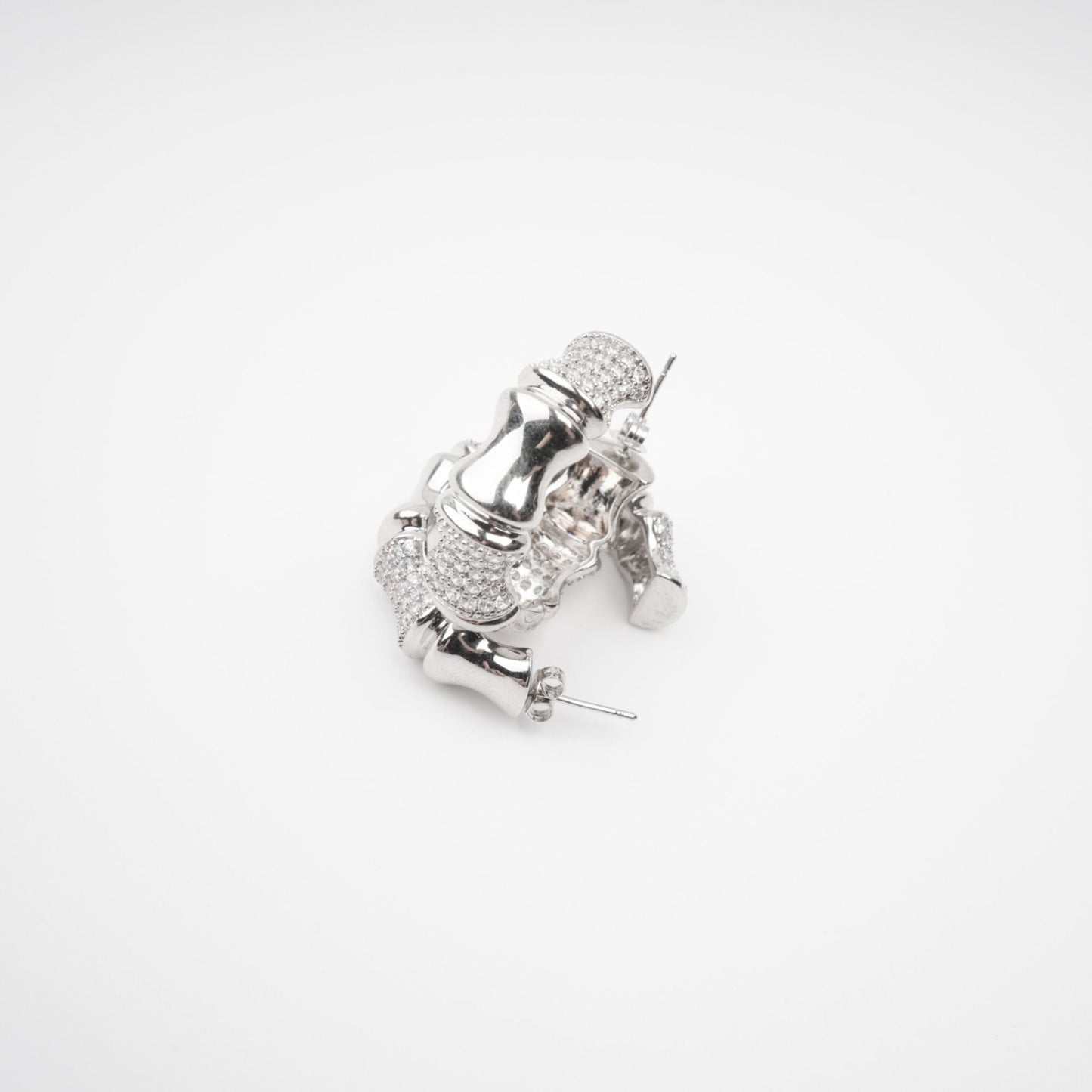 Léa Silver Tone Crystal Embellished Earrings Avalabel