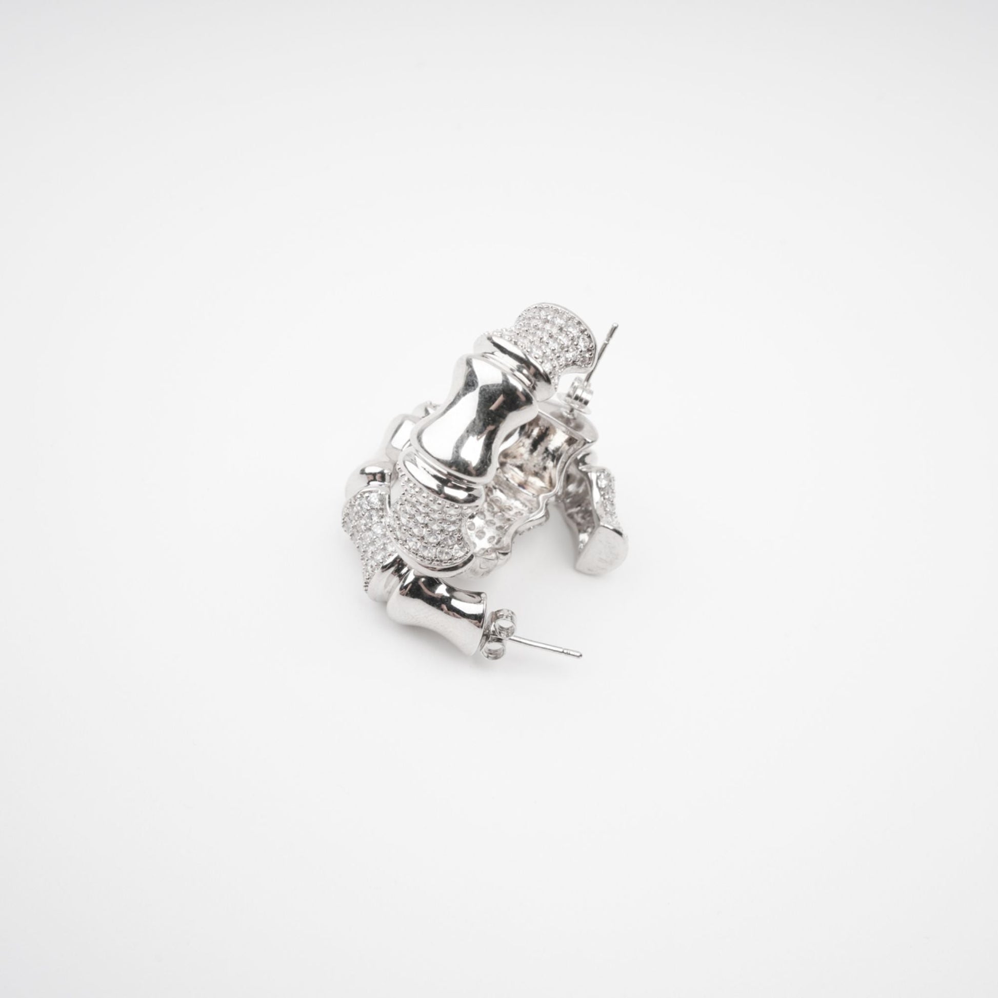 Léa Silver Tone Crystal Embellished Earrings Avalabel