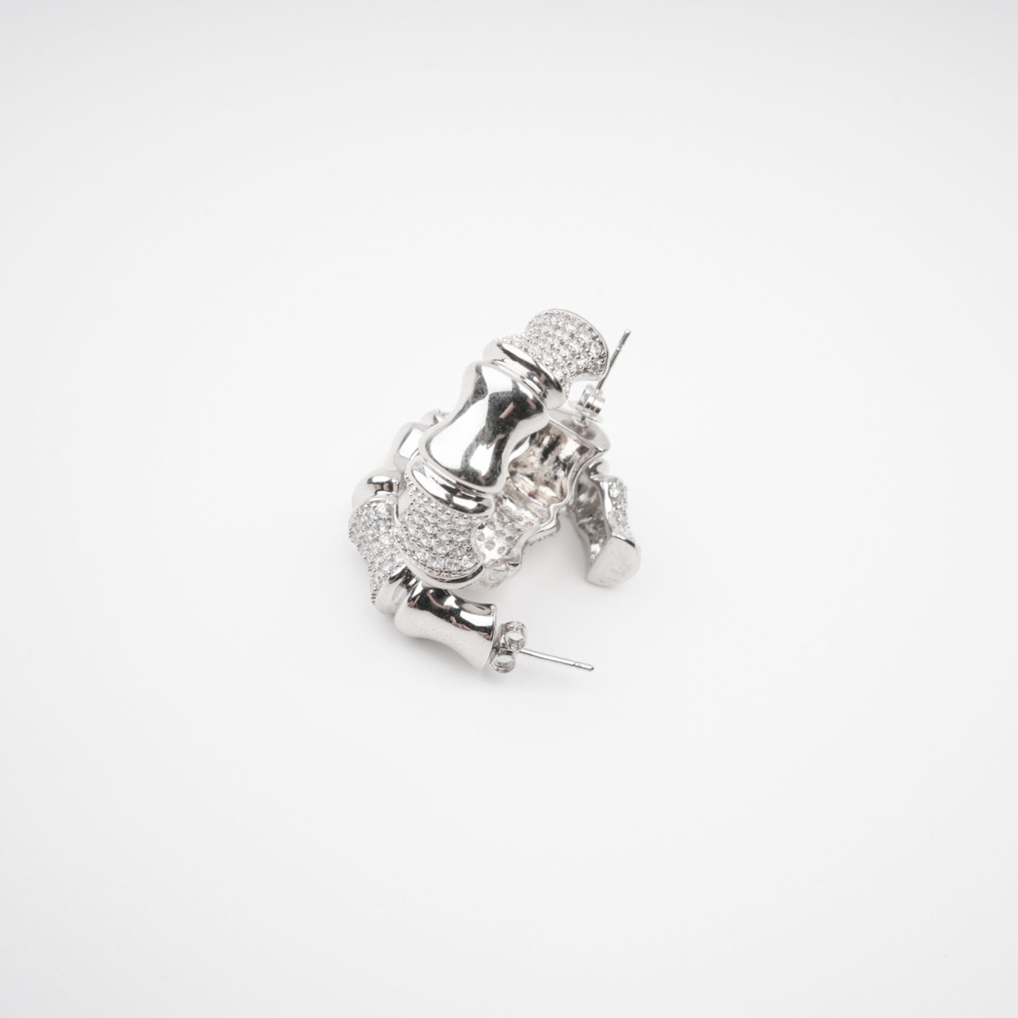 Léa Silver Tone Crystal Embellished Earrings Avalabel