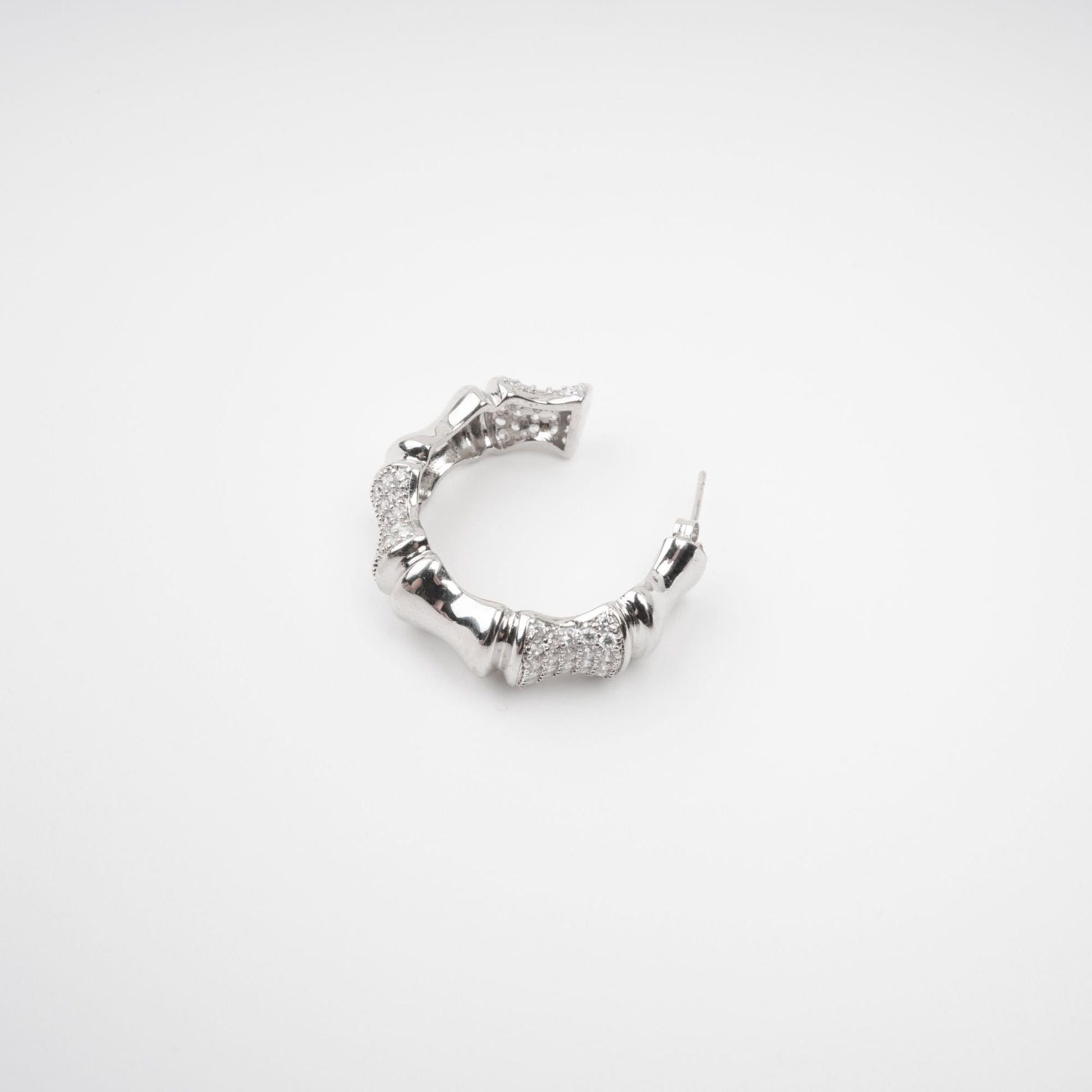 Léa Silver Tone Crystal Embellished Earrings Avalabel