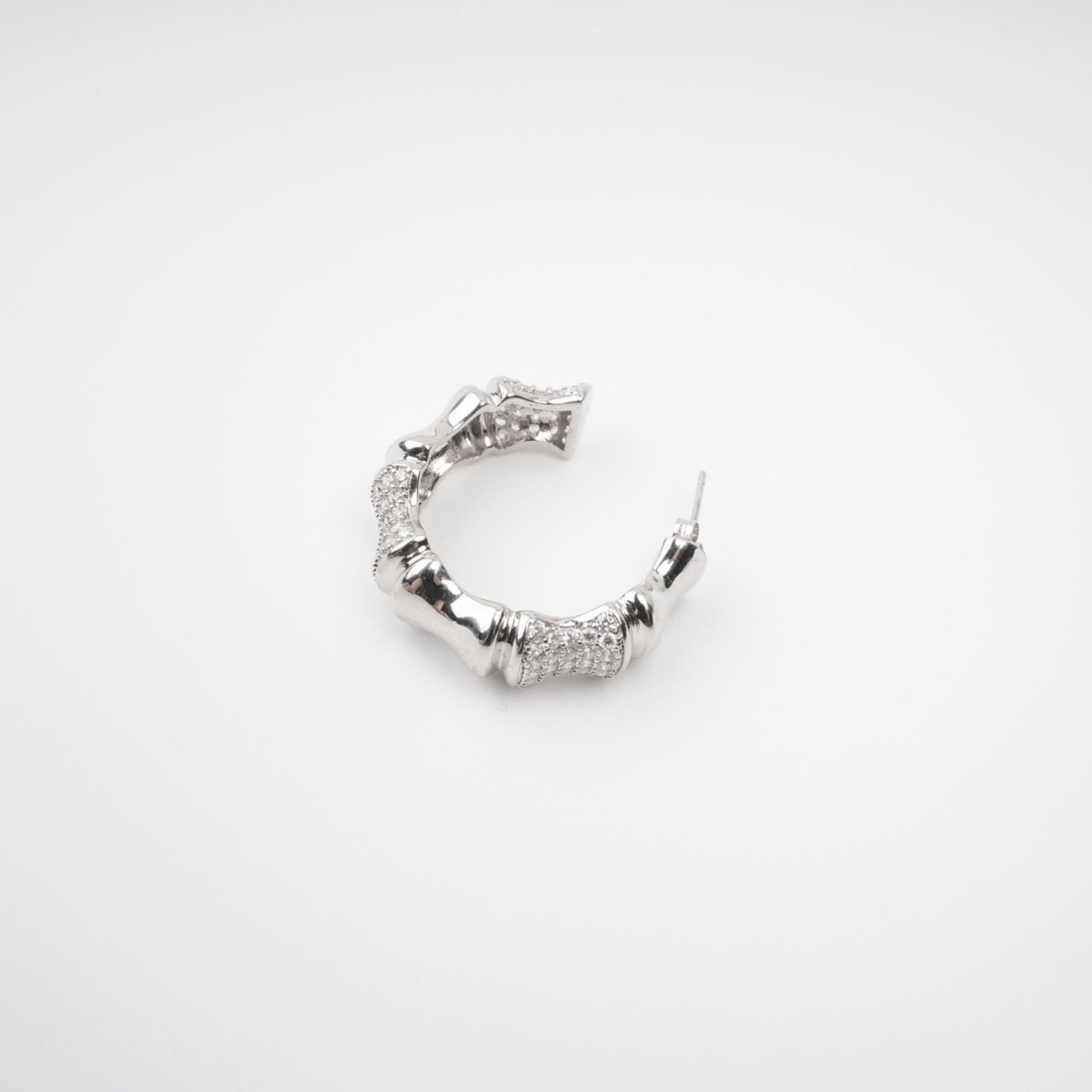 Léa Silver Tone Crystal Embellished Earrings Avalabel