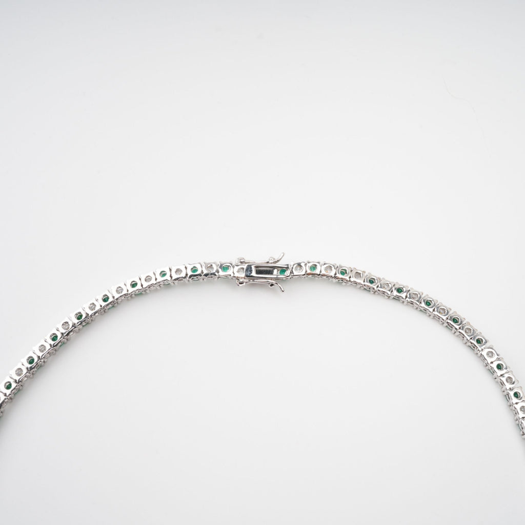 Héloïse Green Crystal Embellished Necklace Avalabel