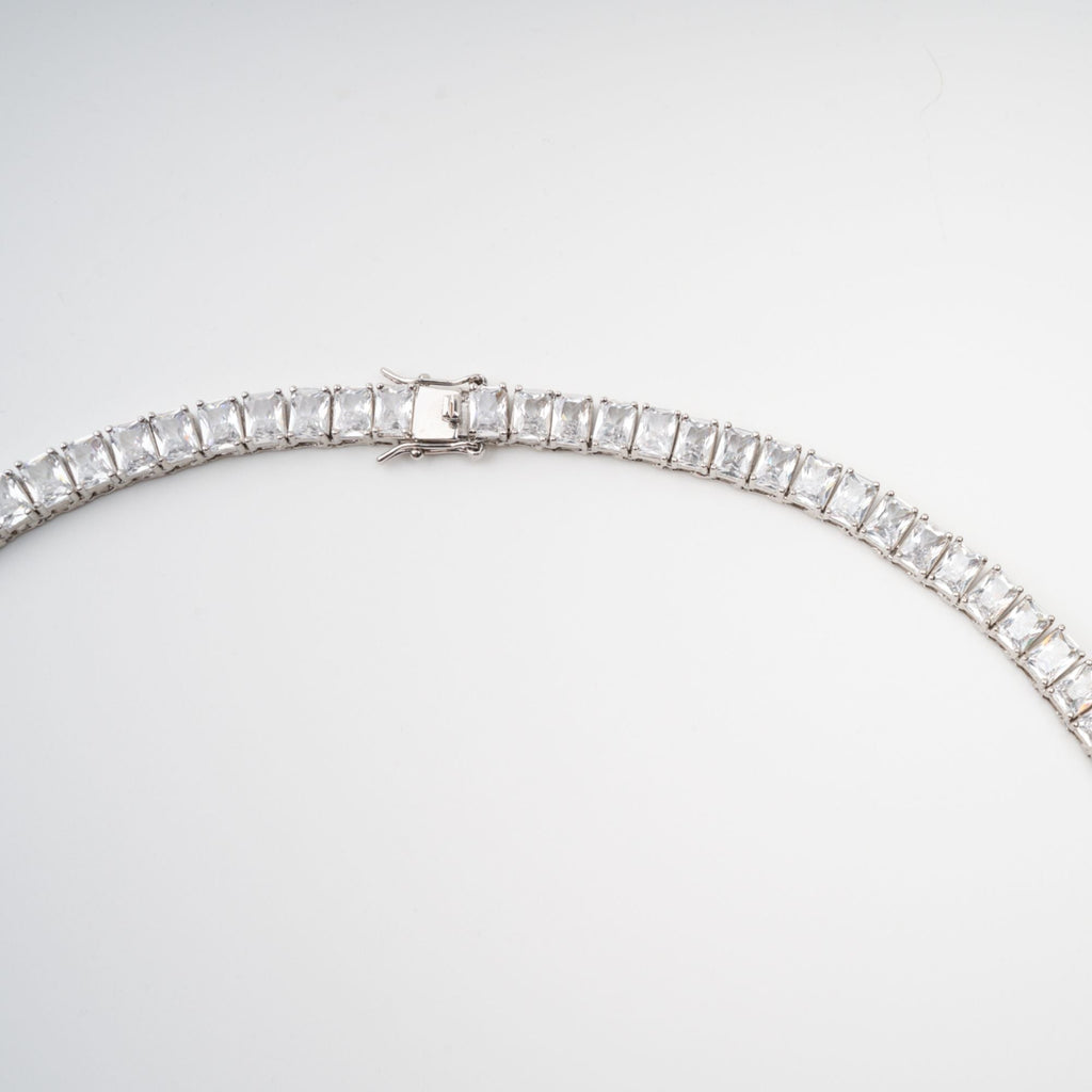 Florence Silver Tone Crystal Embellished Necklace Avalabel