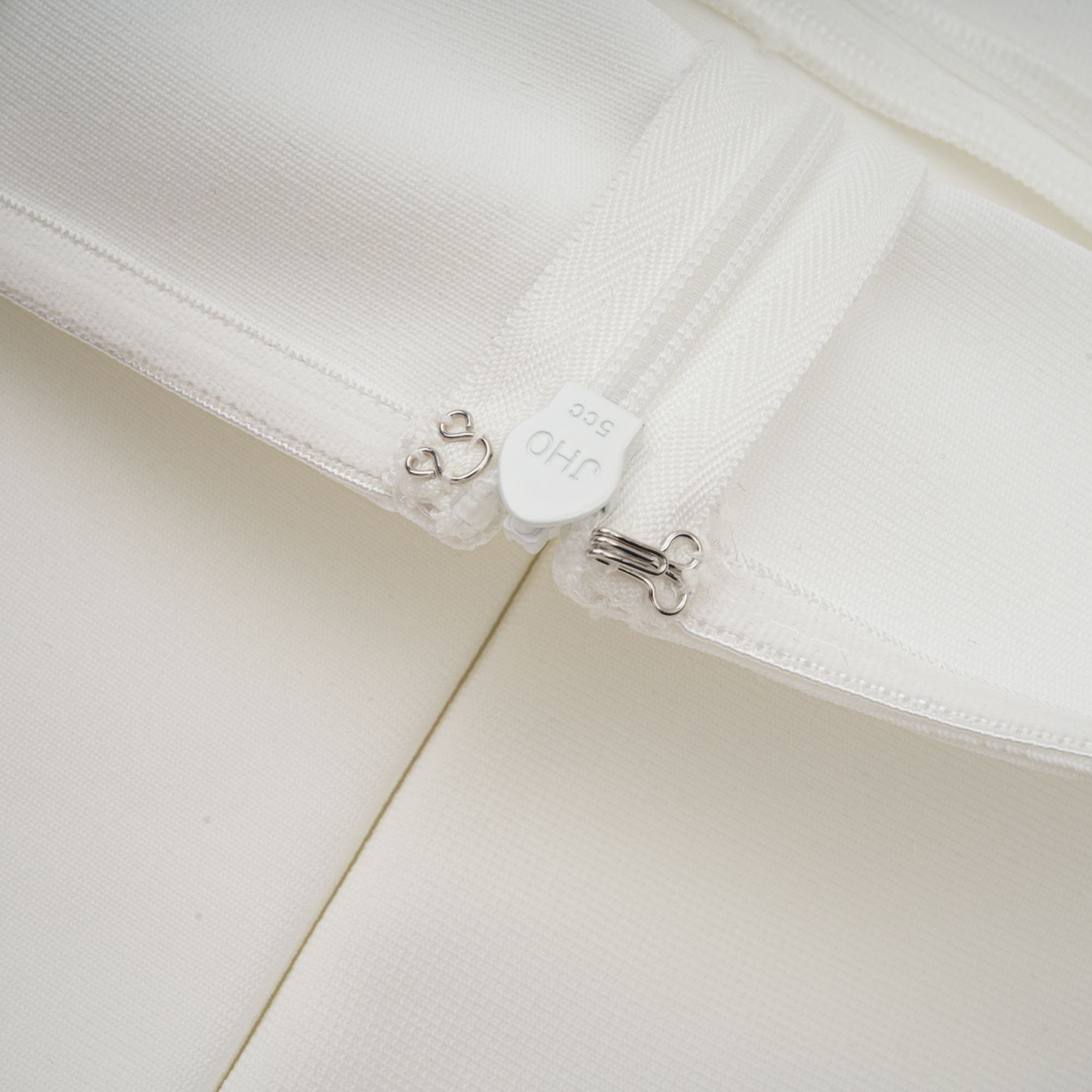 Nathalie White Tulle-Panelling Maxi Dress Avalabel