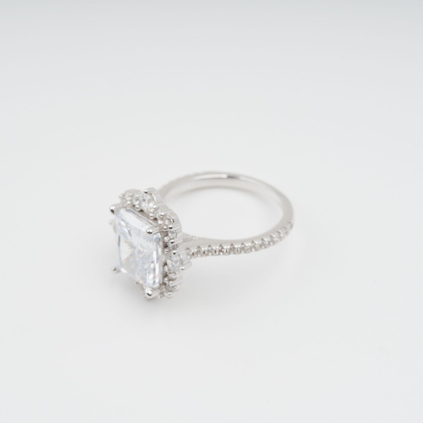 Émilienne Sterling Silver Rectangular Zircon Gemstone Ring