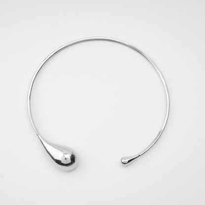 Axelle Waterdrop-Shaped Necklace Avalabel