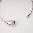 Axelle Waterdrop-Shaped Necklace Avalabel