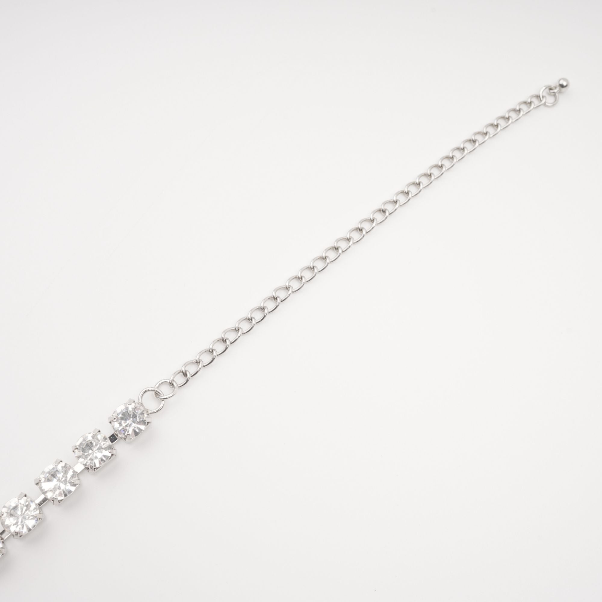 Aimée Crystal-Embellished Faux-Flower Necklace Avalabel