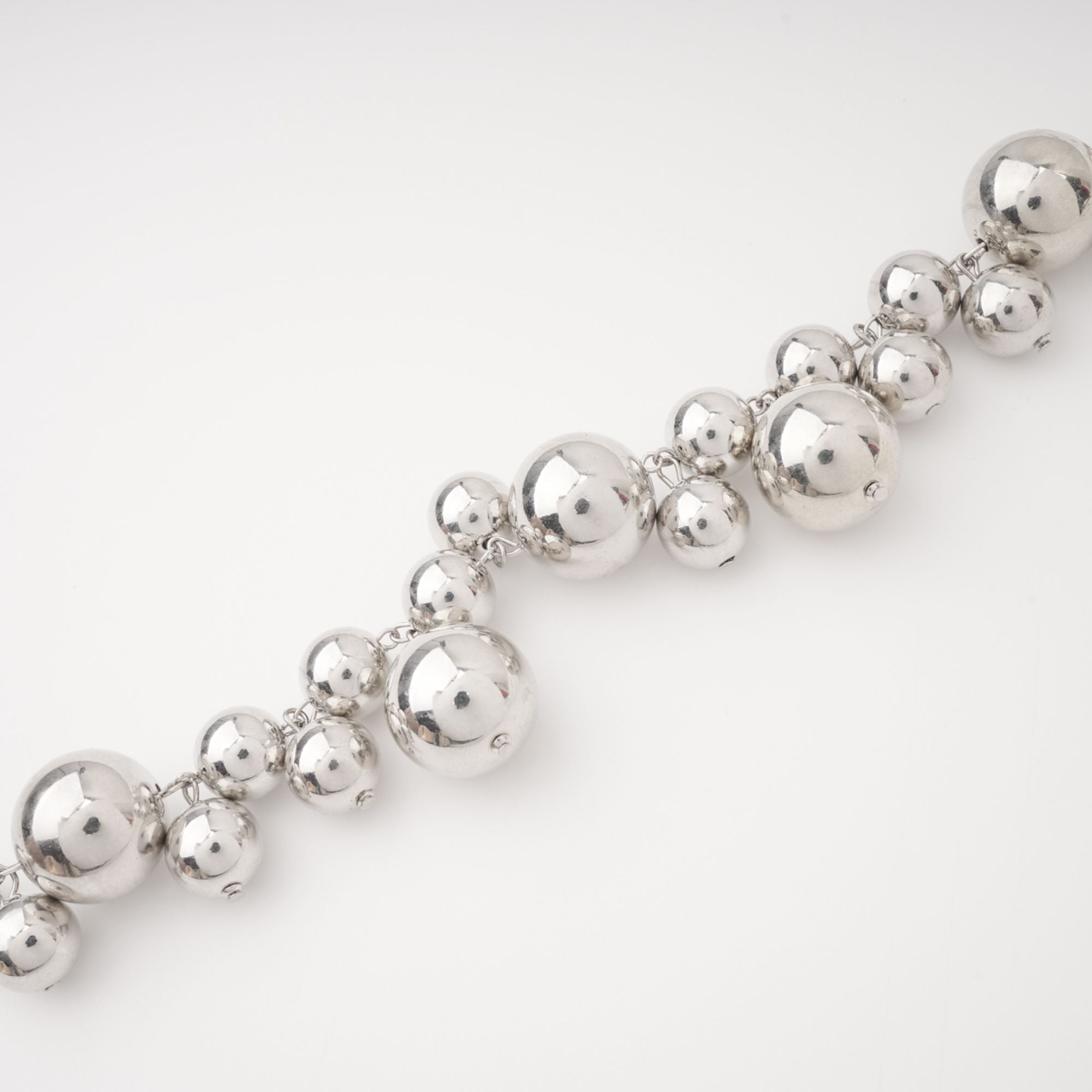 Gisèle Beaded Sphere Necklace Avalabel