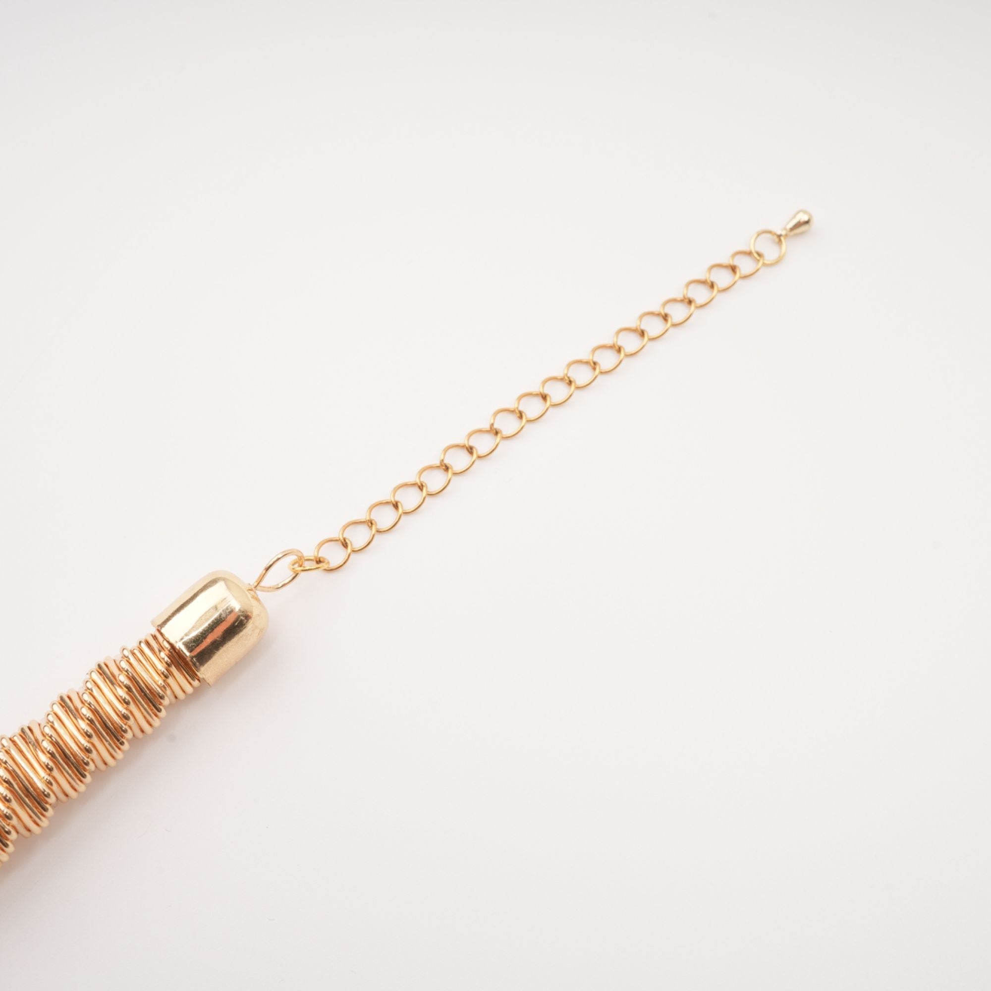Thaïs Gold Twisted Vecklace Avalabel