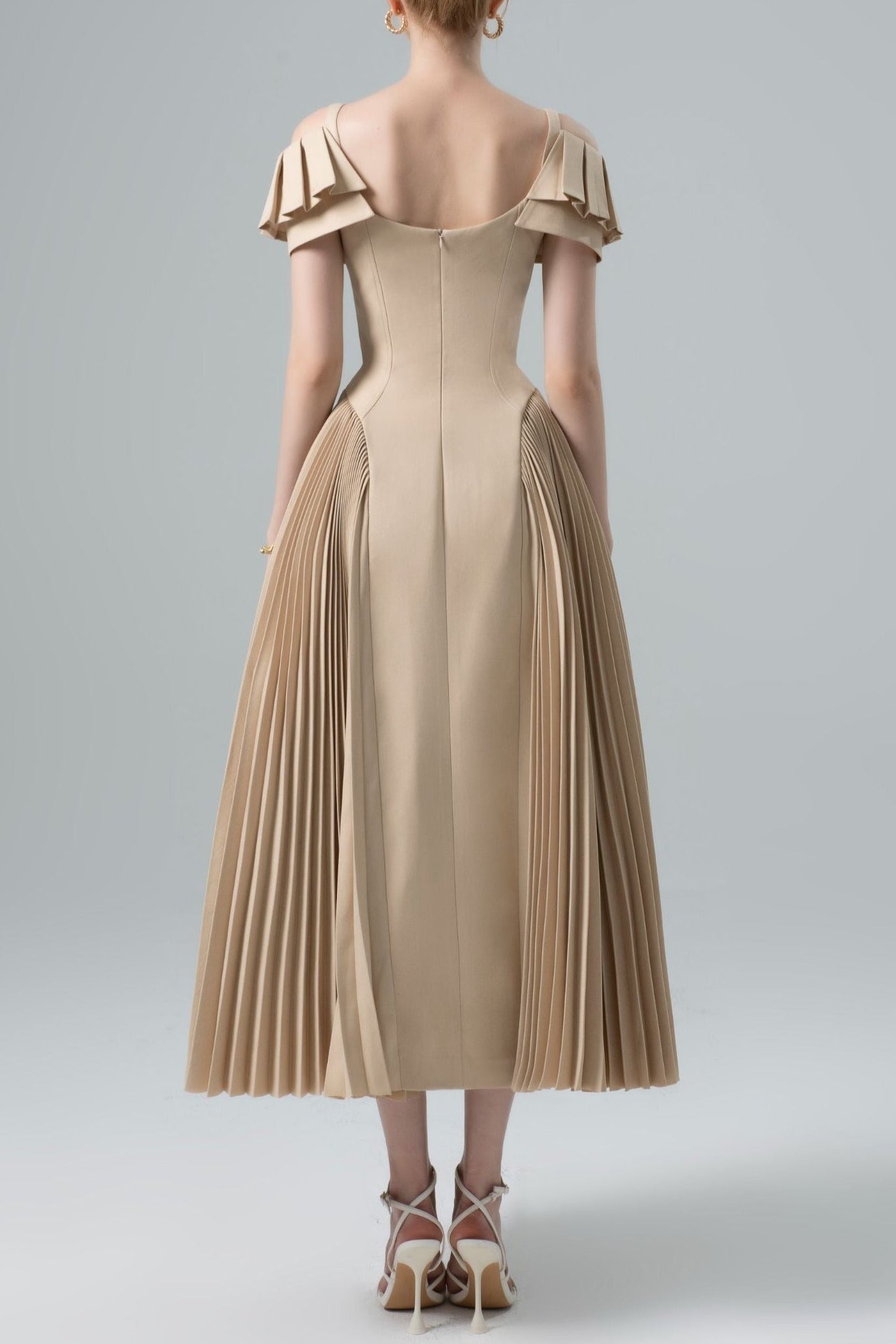 Mandy Khaki Sapphi Off-shoulder Midi Dress Avalabel