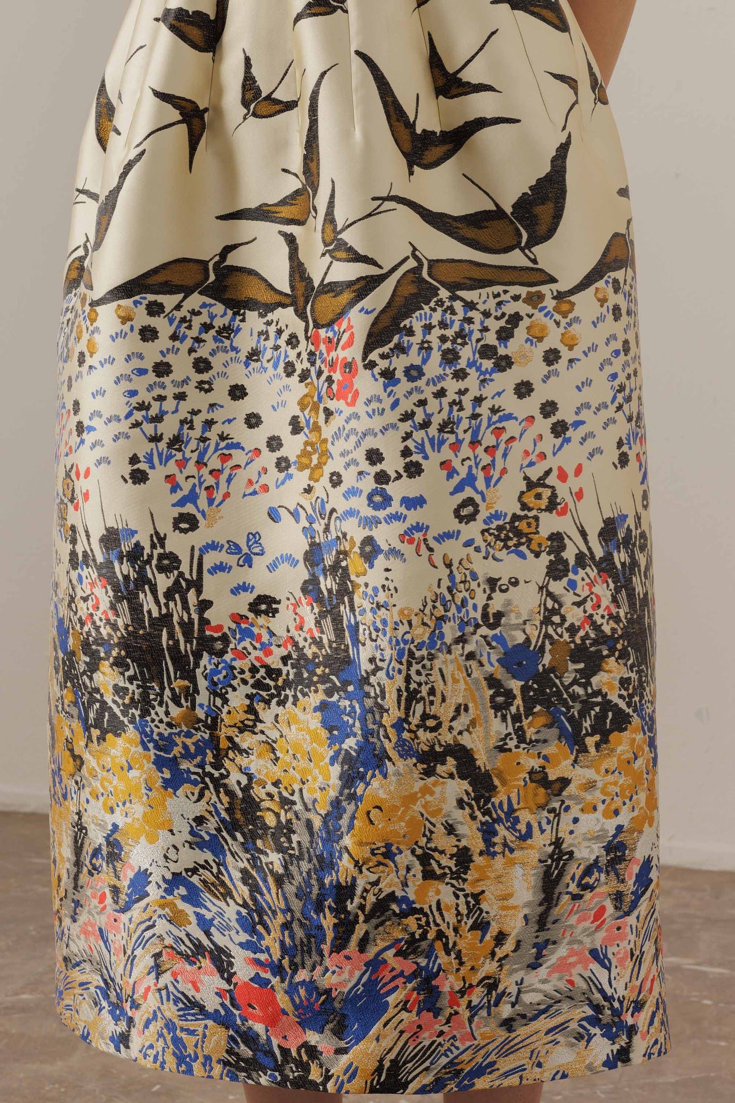 Nina Retro Floral Print Off-Shoulder Idi Dress in Apricot Avalabel